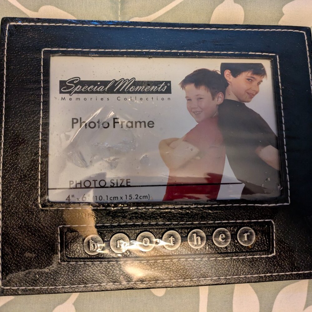 ~NWT Brother Frame